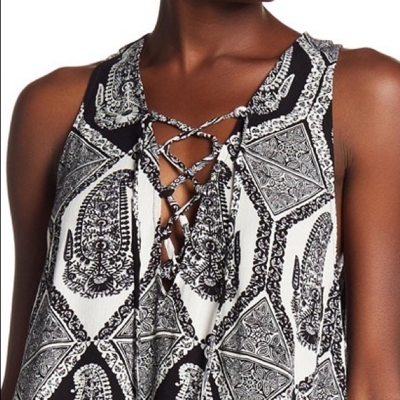 Show Me Your MuMu Lace Up V-neck Dress - Picture 3 of 4